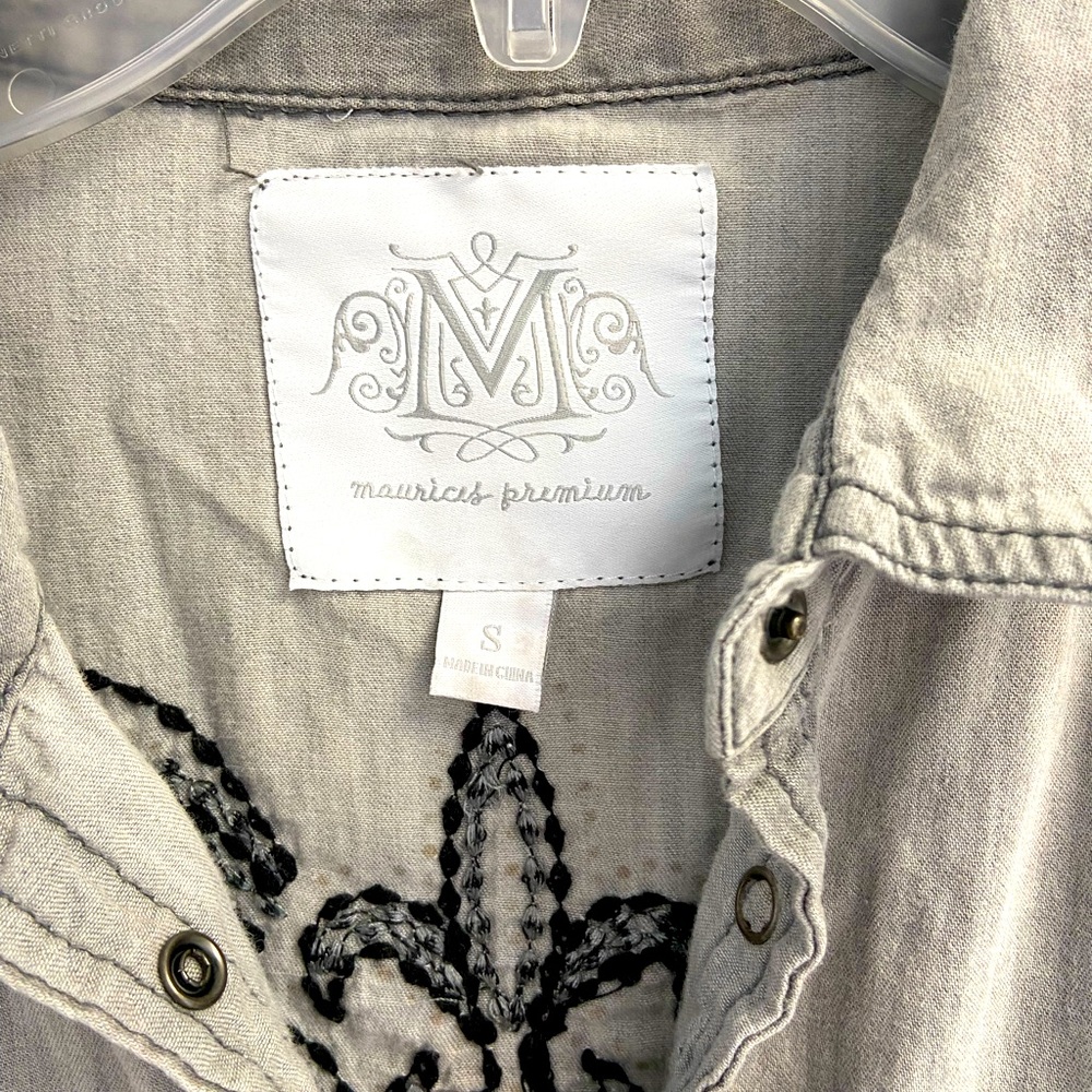 Maurices - Picture 3 of 3